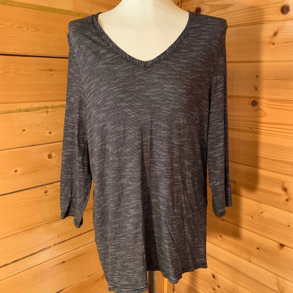 J. Jill XL super soft blouse button back